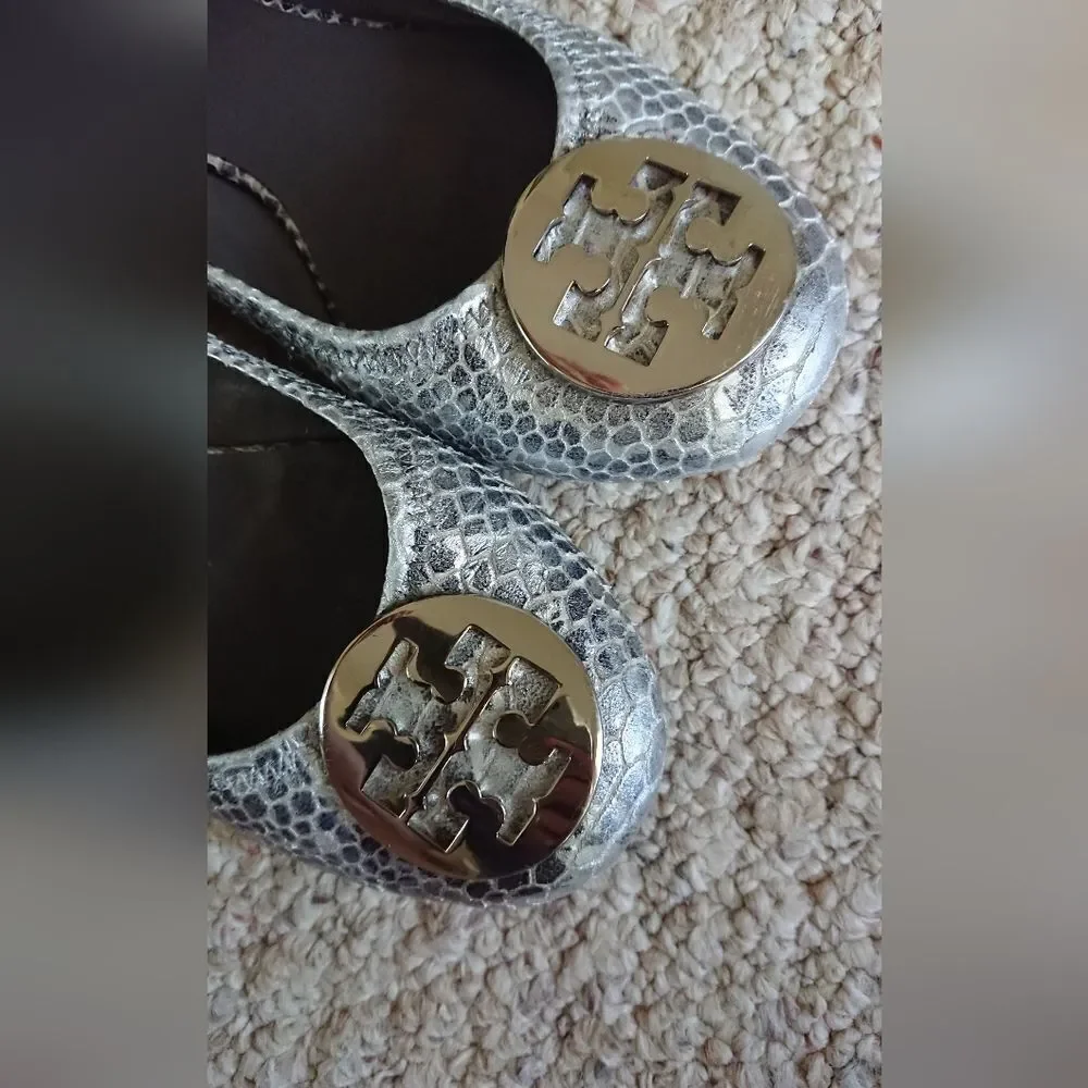 Tory Burch gray Leather Ballet Flat in gray/silver size 6.5
